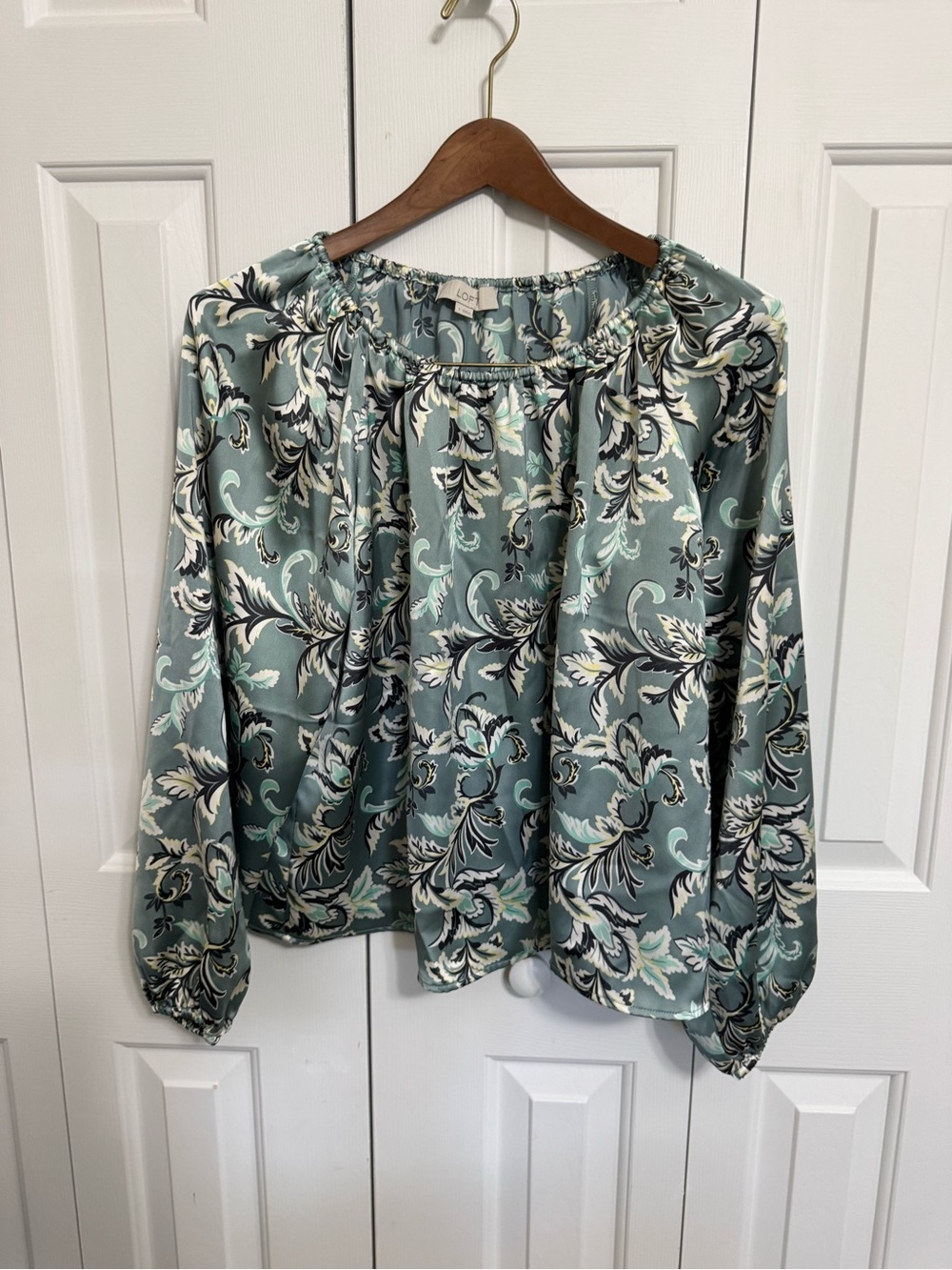 LOFT Sage Green Floral Peasant Blouse